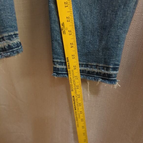 Levis Jeans Womens 29‎ Blue Ribcage Ankle Tapered Raw Hem Button Fly - Picture 5 of 9